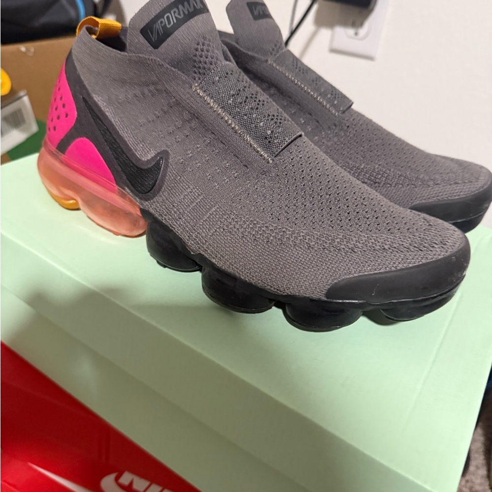 Nike Vapormax Flyknit Gray with Pink and Black